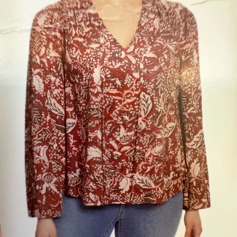 Jessica Simpson NWT Medium Long sleeve shirt.Has bell sleeves NEW MAKE O… - Picture 10 of 10